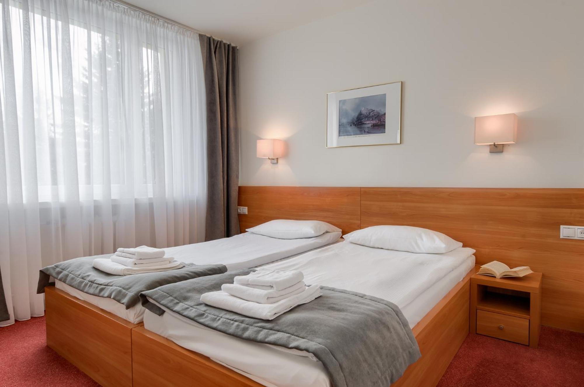 Plonia Resort Exteriör bild